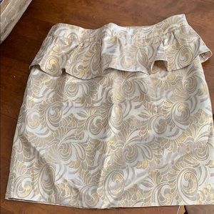 Brand new Forever 21 gold sparkle skirt